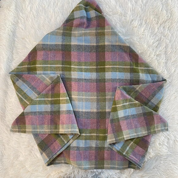 Earth Squared Plaid Wool Wrap Free Trade Hybrid Poncho Lap Blanket One Size NWT - Picture 4 of 13
